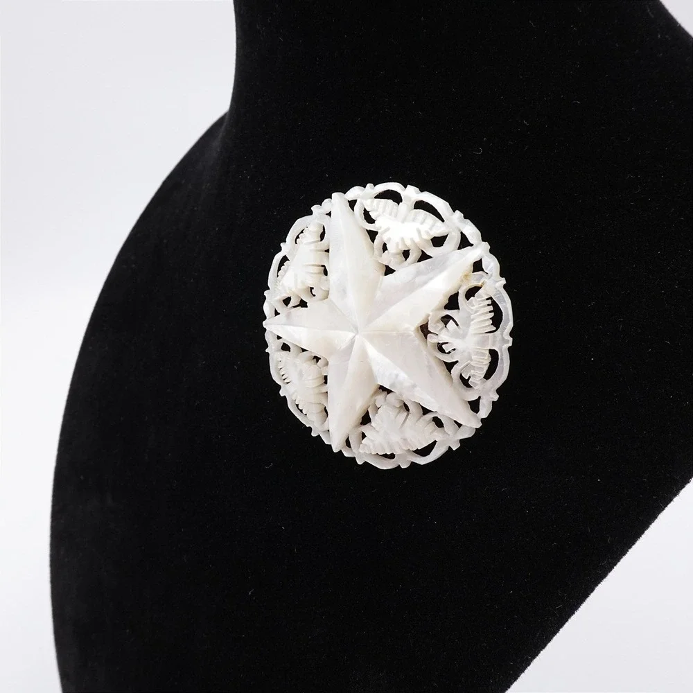 Vintage Mother of‎ Pearl Star of Bethlehem Pendant Openwork Intricate